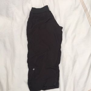 Lululemon cropped studio pants